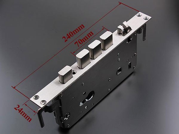 龙口开锁公司-换锁服务